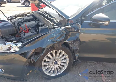 2015 Ford Fusion Hybrid Se from USA, damaged, VIN 3FA6P0LU5FR172754